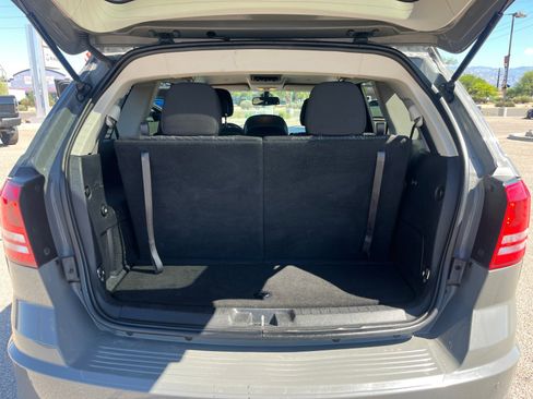 Used 2020 Dodge Journey SE w/ SE Popular Equipment Group FWD image 34
