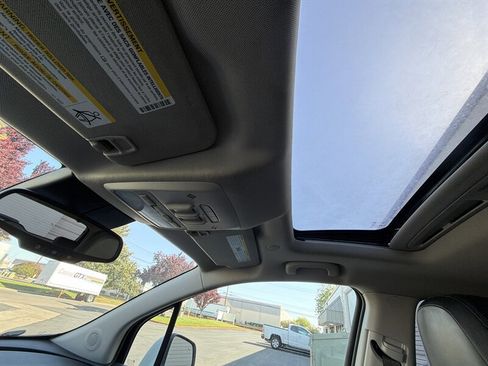 Used 2018 Buick Encore Essence image 43