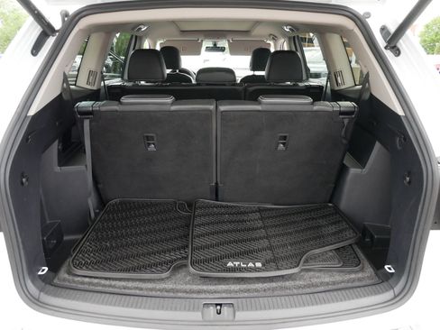Certified 2023 Volkswagen Atlas SE AWD/4WD image 17