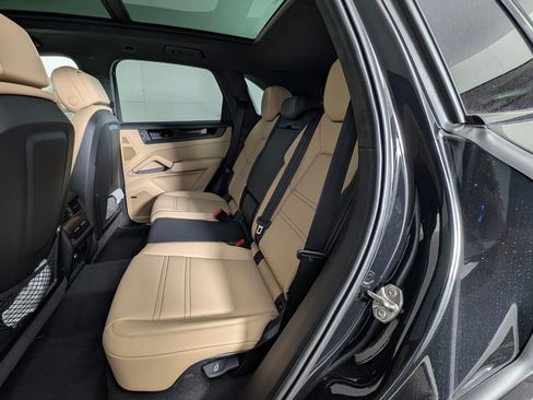 New 2026 Porsche Cayenne GTS image 24