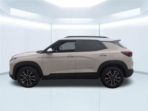 New 2026 Chevrolet TrailBlazer ACTIV FWD image 2