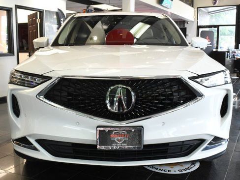 Used 2023 Acura MDX SH-AWD w/ Technology Package image 2