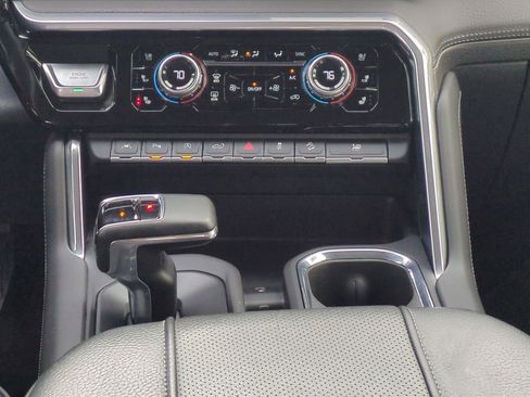 Used 2023 GMC Sierra 1500 Denali w/ Denali Reserve Package image 18