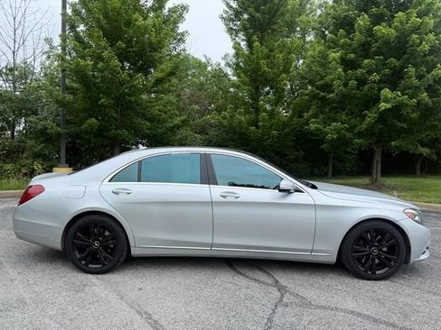 Used 2015 Mercedes-Benz S 550 Sedan image 2