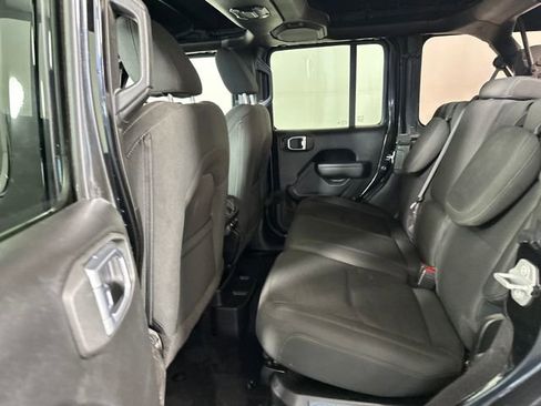 Used 2023 Jeep Wrangler Unlimited w/ Cold Weather Group image 25