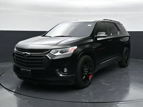 Used 2019 Chevrolet Traverse Premier w/ Redline Edition AWD/4WD image 5