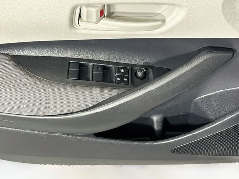 Certified 2025 Toyota Corolla LE FWD image 14