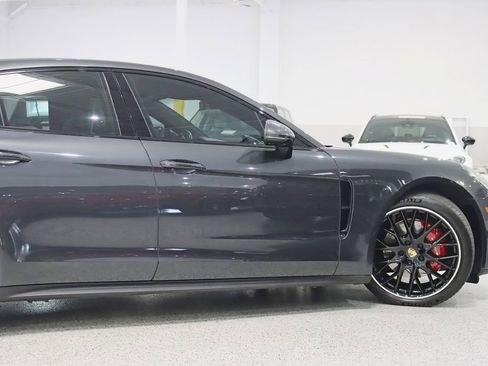 Used 2020 Porsche Panamera 4S AWD/4WD image 13