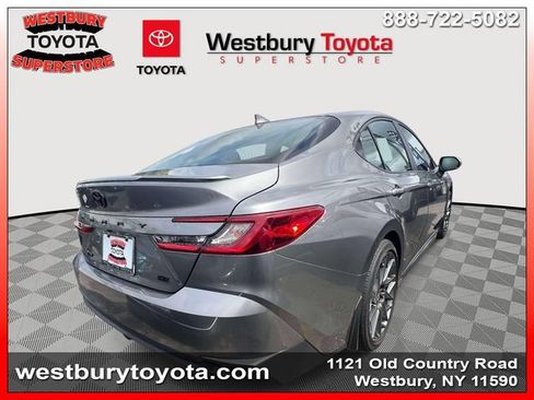 Used 2026 Toyota Camry SE w/ Convenience Package FWD image 6