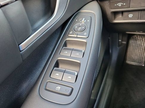 Used 2025 Hyundai Sonata SEL FWD image 13