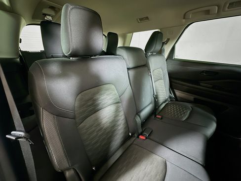 Used 2024 Nissan Pathfinder SV FWD image 26
