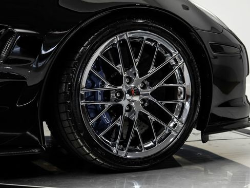 Used 2011 Chevrolet Corvette ZR1 w/ Preferred Equipment Group RWD image 61
