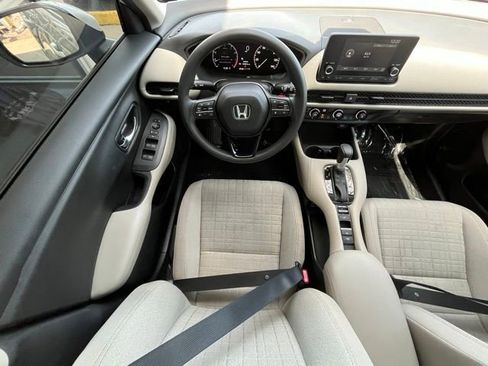 Used 2025 Honda HR-V LX image 23