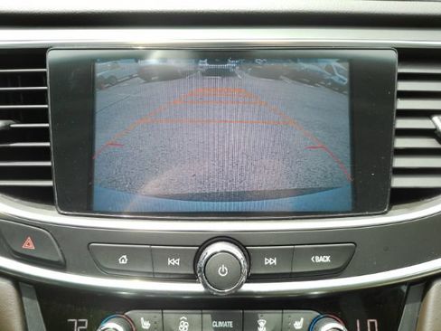 Used 2017 Buick LaCrosse Essence FWD image 8