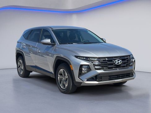 New 2026 Hyundai Tucson Blue SE AWD/4WD image 5