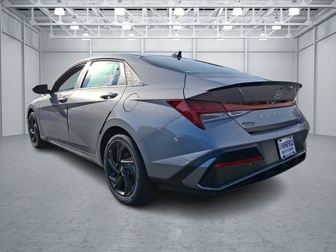 New 2026 Hyundai Elantra SEL Sport Premium FWD image 2