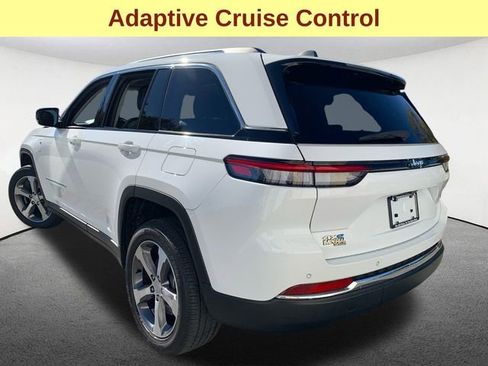 Used 2022 Jeep Grand Cherokee Limited 4xe image 10