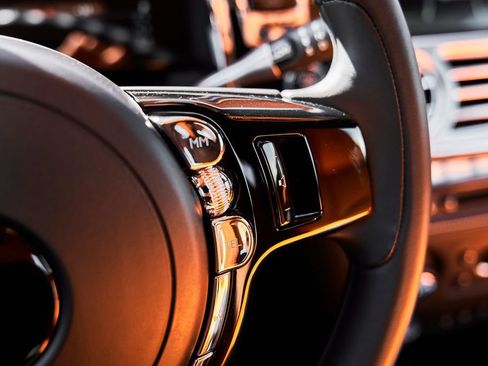 Used 2020 Rolls-Royce Wraith image 50