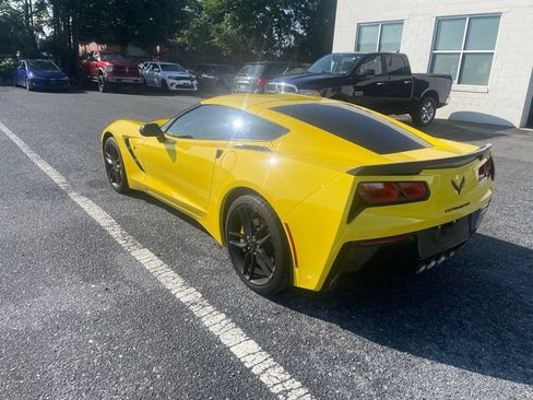 Used 2016 Chevrolet Corvette Stingray Coupe w/ Carbon Flash Badge Package RWD image 3