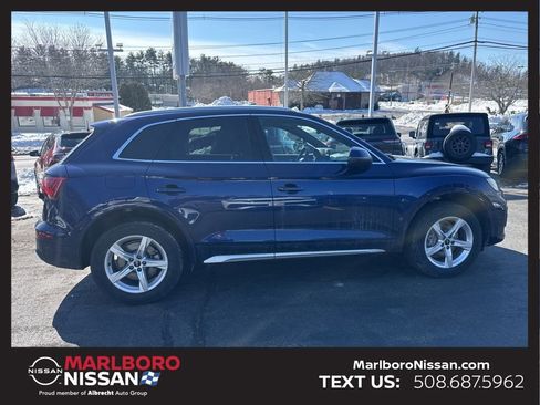 Used 2023 Audi Q5 2.0T Premium w/ Convenience Package image 8