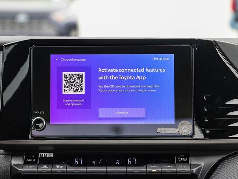 New 2026 Toyota Camry Hybrid FWD image 16