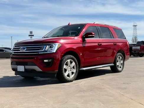 Used 2019 Ford Expedition XLT w/ Equipment Group 202A image 3