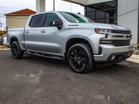 Used 2022 Chevrolet Silverado 1500 RST w/ Rally Edition AWD/4WD image 3