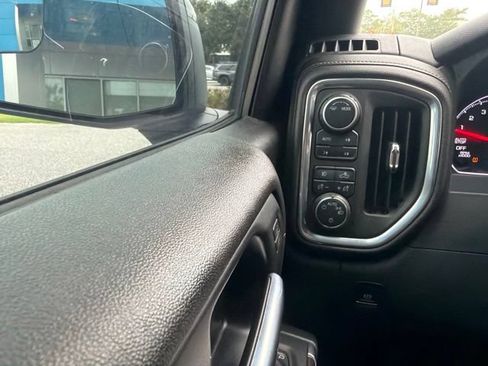 Used 2020 Chevrolet Silverado 1500 LT Trail Boss w/ Convenience Package AWD/4WD image 10