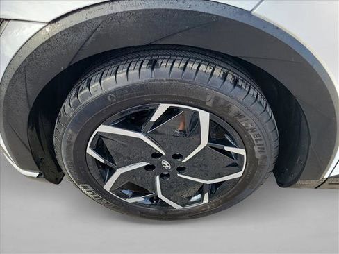 Used 2022 Hyundai Ioniq 5 SEL w/ Cargo Package image 9