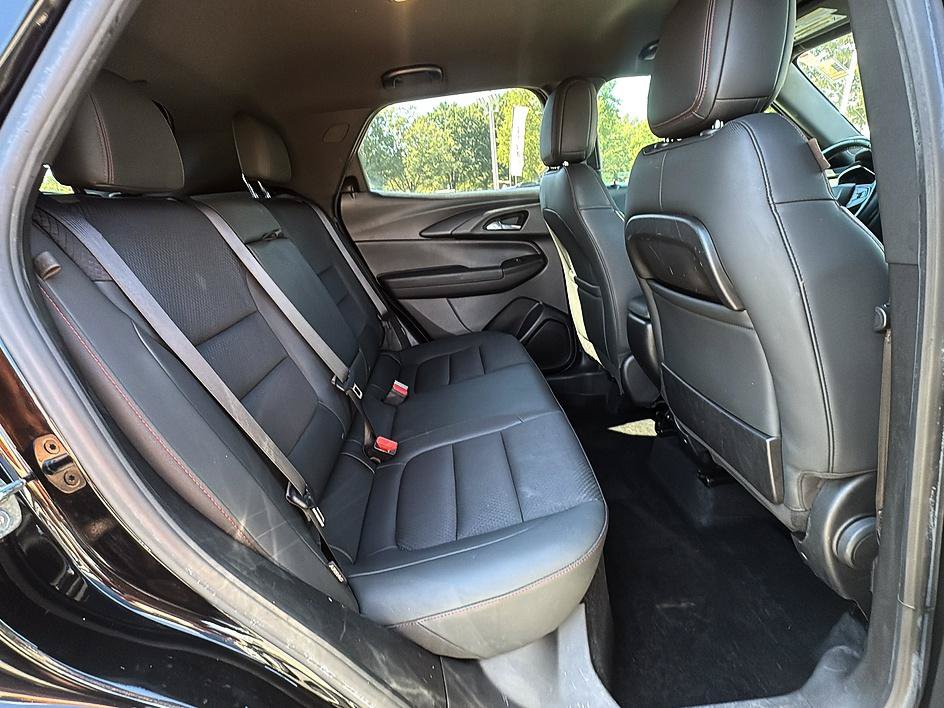 Used 2022 Chevrolet TrailBlazer RS FWD image 30