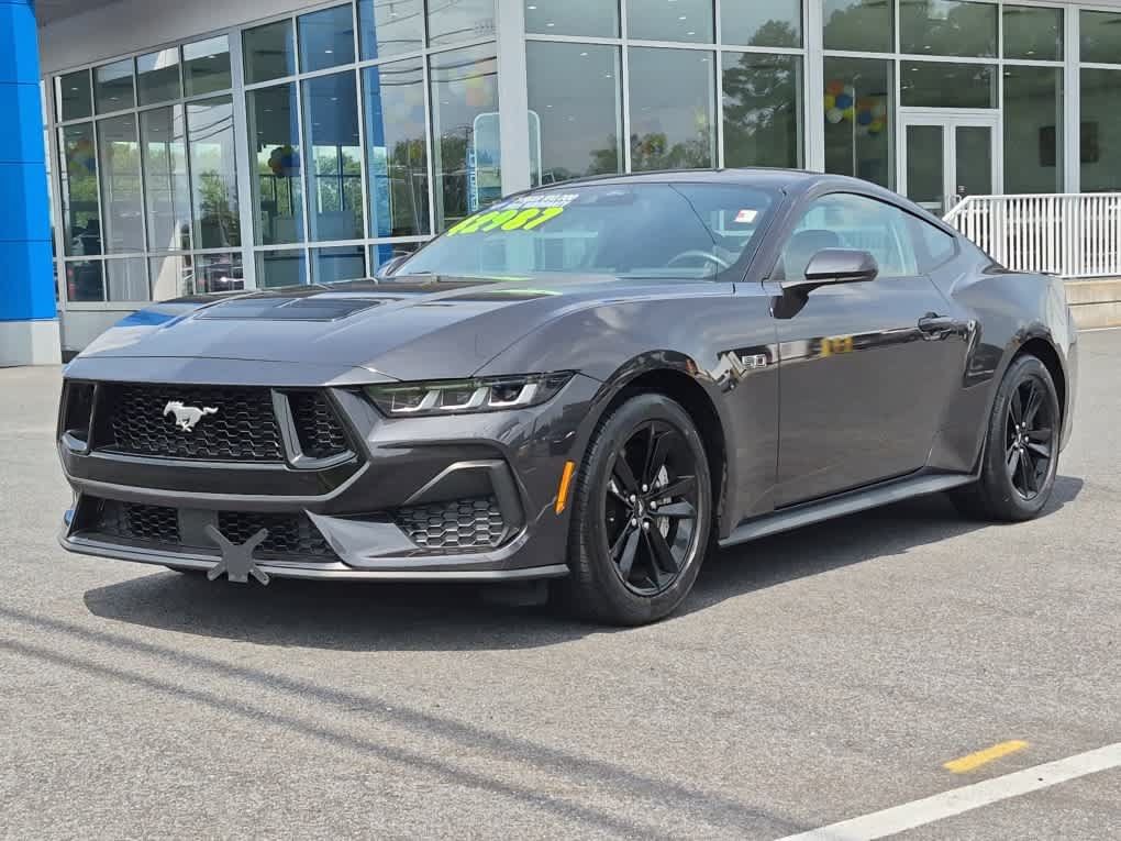 Used 2024 Ford Mustang GT RWD image 1