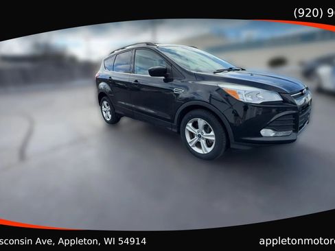 Used 2014 Ford Escape SE w/ Equipment Group 201A image 9