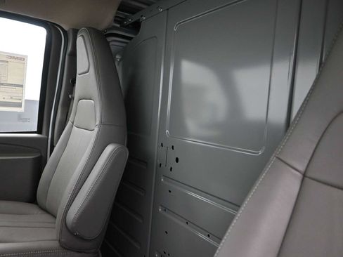 New 2025 GMC Savana 2500 w/ Driver Convenience Package RWD image 14