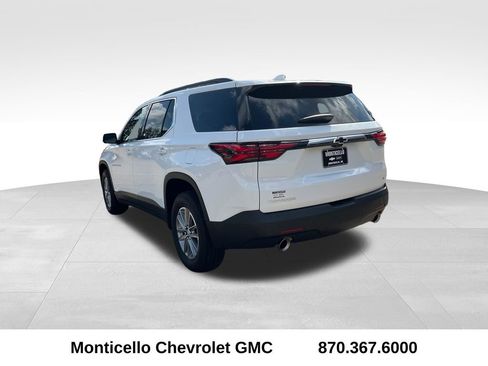 Used 2023 Chevrolet Traverse LT image 6