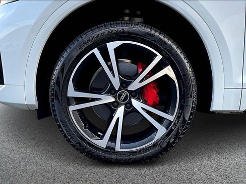 Certified 2025 Audi Q5 2.0T Premium Plus AWD/4WD image 34