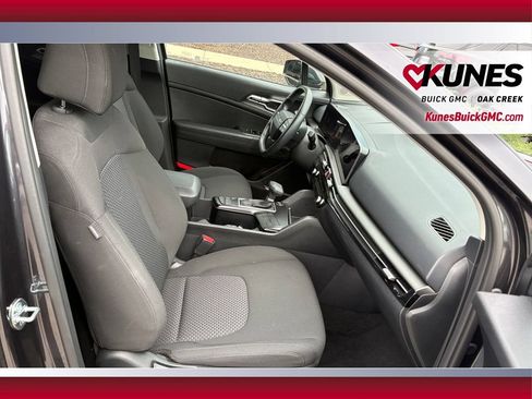 Used 2026 Kia Sportage LX FWD image 39