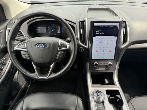 Used 2014 Ford Edge Limited w/ Equipment Group 302A AWD/4WD image 10