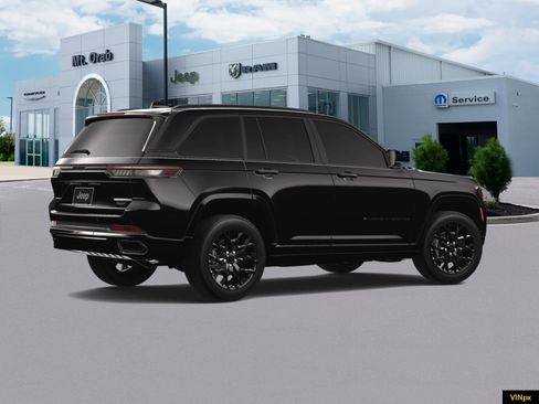 New 2025 Jeep Grand Cherokee Summit image 9
