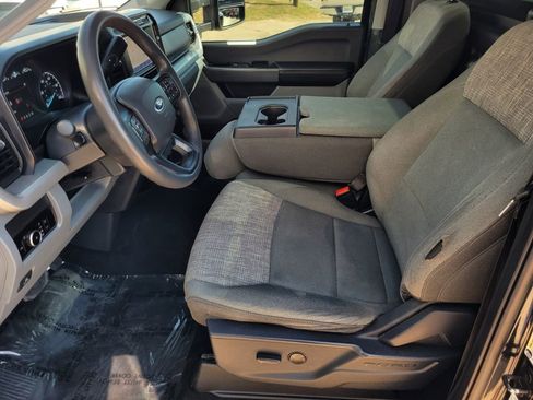 Used 2023 Ford F350 XLT w/ FX4 Off-Road Package image 32