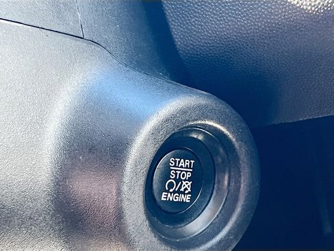 Used 2023 RAM ProMaster 2500 image 24