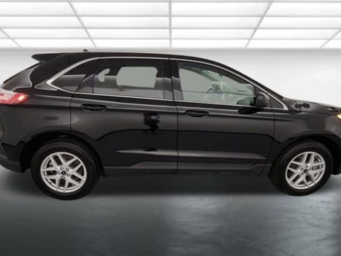 Certified 2024 Ford Edge SEL w/ Convenience Package AWD/4WD image 9