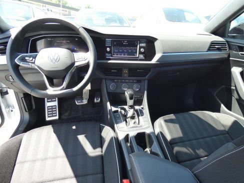 Used 2024 Volkswagen Jetta Sport FWD image 14