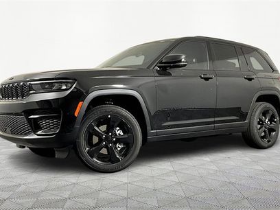 New 2025 Jeep Grand Cherokee Altitude w/ Trailer Tow Package