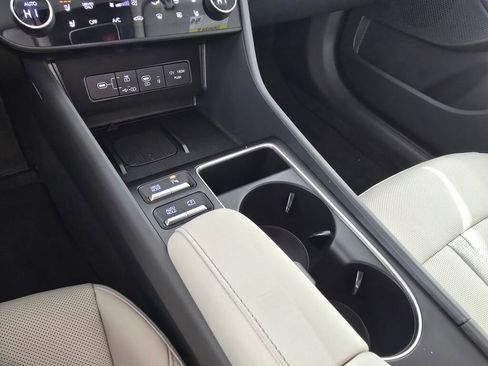 New 2025 Hyundai Sonata Limited image 29