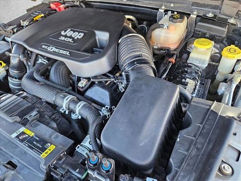 Used 2021 Jeep Wrangler Unlimited Rubicon image 23