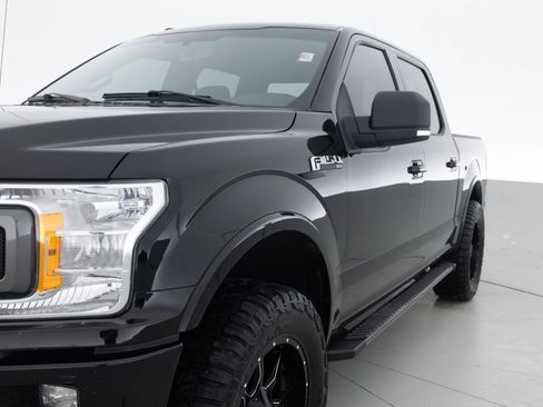 Used 2018 Ford F150 XLT w/ Equipment Group 302A Luxury image 12