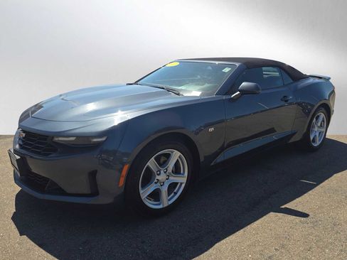 Used 2023 Chevrolet Camaro LT image 3