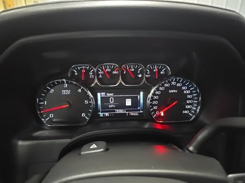 Used 2017 GMC Sierra 1500 SLE w/ SLE Value Package AWD/4WD image 23