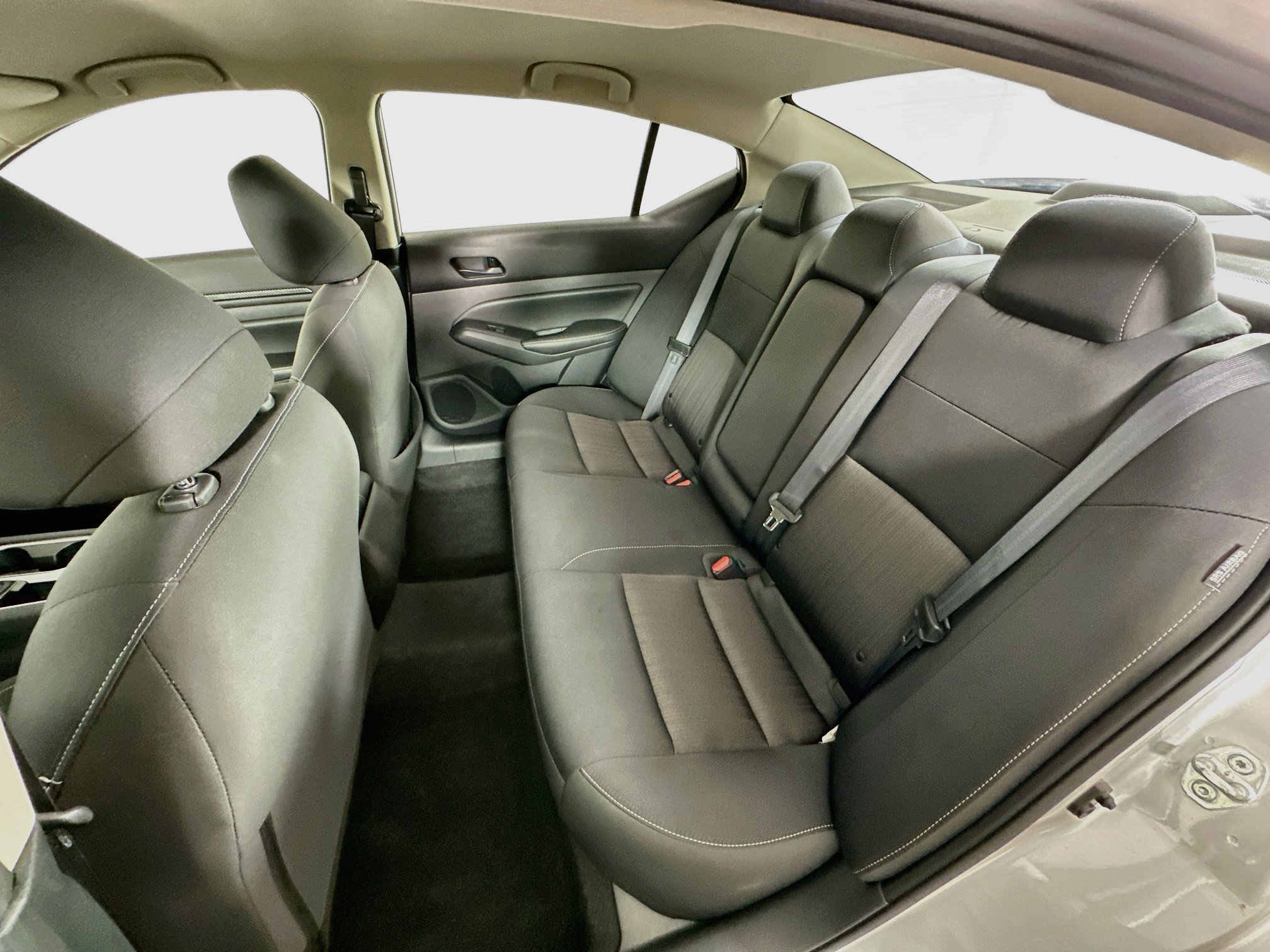 Used 2024 Nissan Altima 2.5 SV FWD image 26