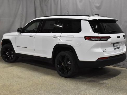 New 2025 Jeep Grand Cherokee L Altitude image 7